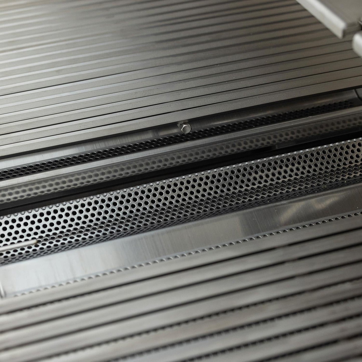 Blaze LTE PRO 32-inch 4-Burner Freestanding Grill w/ Digital Temperature Screen & Rotisserie